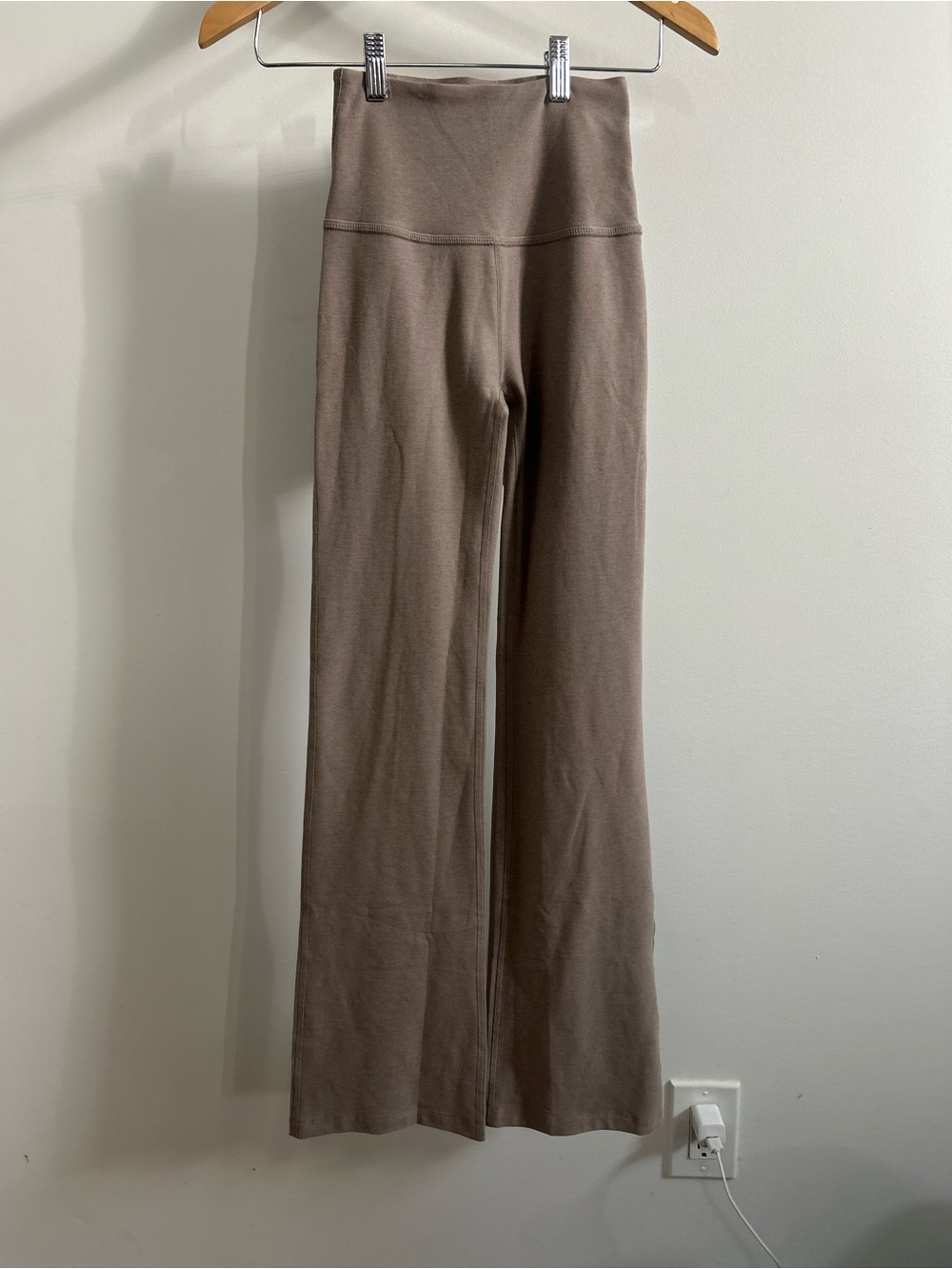 Beyond Yoga " Spacedye Practice High Waisted Bootcut Pant" XS - Picture 3 of 6